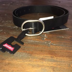 Levi’s black belt